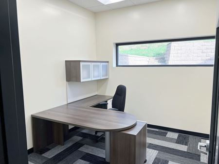 Cox Avenue Office & Warehouse - Erlanger
