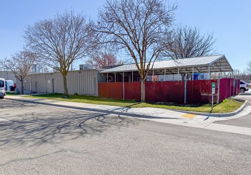 700 17th Street