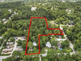 Mins. from SHSU! 3.4 acres- Excellent Multi-Family/Mobile Home Dev. Site!