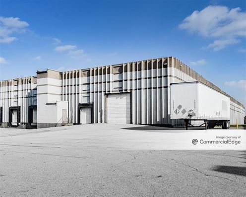 Logistics Pointe Distribution Center - 1675 Watkins Road