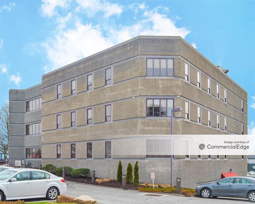 Wexford Town Centre 10475 Perry Hwy, Wexford, PA CommercialSearch