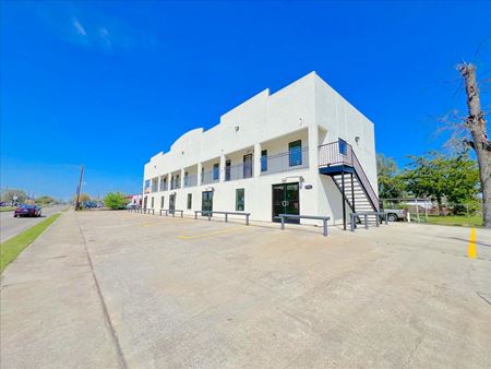 Office space for Rent at 7704 Irvington Boulevard in Houston