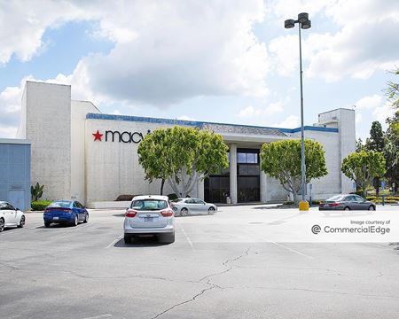 Retail space for Rent at 100 Puente Hills Mall in City of Industry