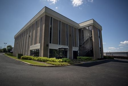 Barbizon Office Building - Hoover