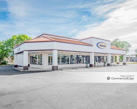 Retail space for Rent at 630 Skylark Drive in Charleston