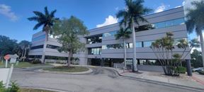 800 Goodlette-Frank Road