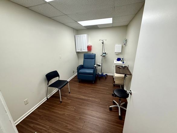 102 Hospital Dr