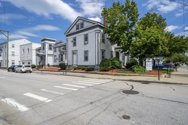 Adaptive Downtown Office Building with Large Parking Inventory