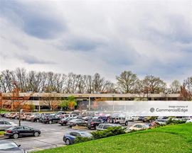 Union Meeting Corporate Center - 910 & 920 Harvest Drive