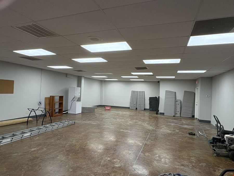 NE Office/Warehouse Flex Space