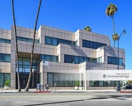8641 Wilshire Blvd