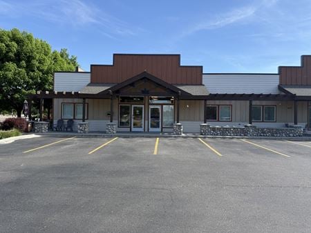 Retail space for Sale at 412 S. King Ave. in Middleton