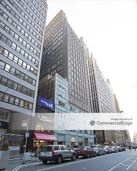 Shared and coworking spaces at 1412 Broadway in New York
