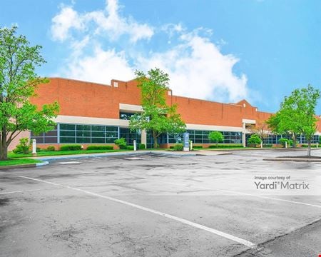 Photo of commercial space at 10 Sunnen Drive in Maplewood