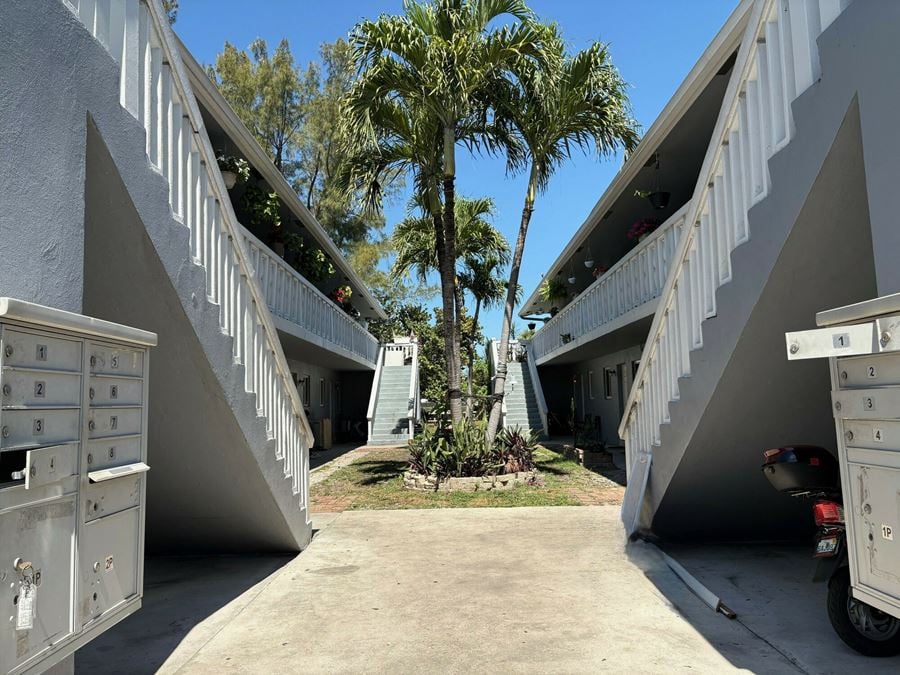 The Apartments at Poinciana Park