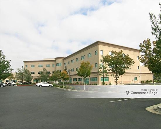 Santa Clarita Valley Medical Plaza