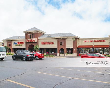 Retail space for Rent at 1 Crystal Lake Plaza in Crystal Lake