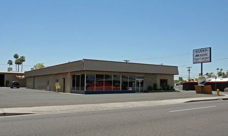 Retail space for Rent at 2621 E. Indian School Road in Phoenix