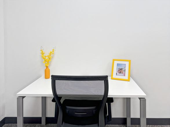 Regus - West Des Moines - Lakes Pkwy