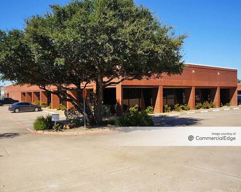 Midway Commons Business Park 3410 Midcourt Road, Carrollton, TX