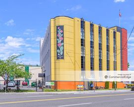Sandy Plaza Building