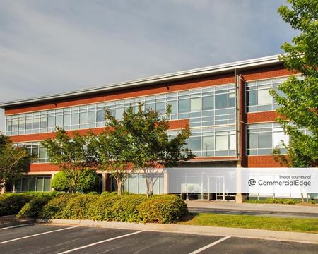 Office space for Rent at 2905 Premiere Pkwy in Duluth