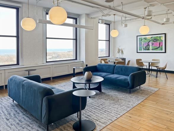 Spaces - Chicago - 332 S Michigan Avenue