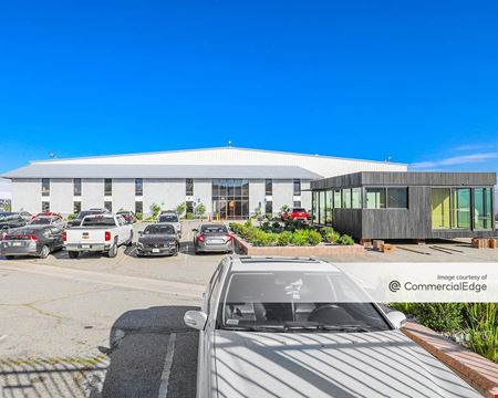 Industrial space for Rent at 375 South Cactus Avenue in Rialto