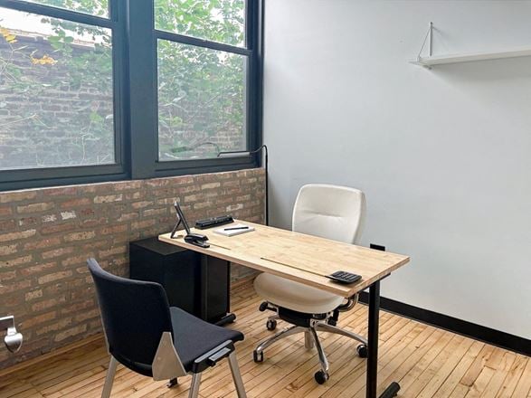 Regus - Chicago - Ravenswood Ave