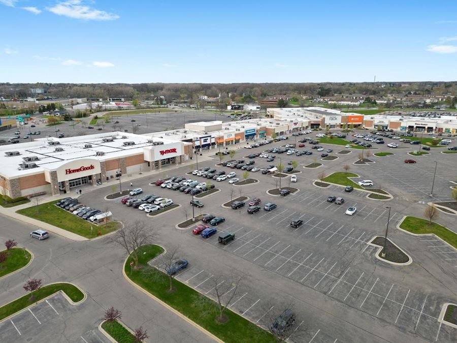 Shops at Centerpoint