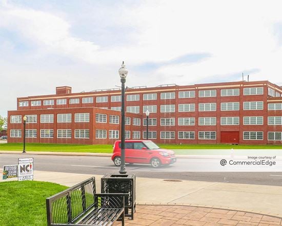 Hoover District, The - 101 & 219 East Maple Street