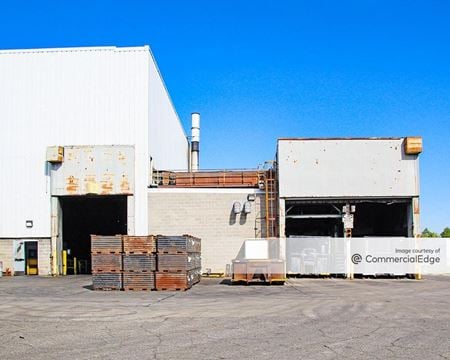 Industrial space for Rent at 24189 Allen Road in Woodhaven