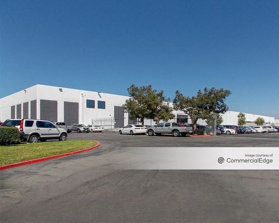 Harbor Gateway Business Center - 1585 MacArthur Blvd