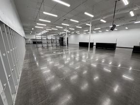 Prime 8,200 SF Retail Haven: High-Visibility Turn-Key Space on NE Highway 99