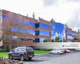 Kruse Woods Corporate Park - 5000 Meadows