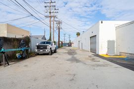 2728 N Slater Ave