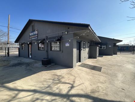 Commercial space for Rent at 5001 S Flores St in San Antonio