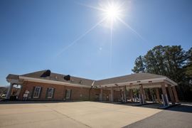 Auburn Freestanding Building For Sale