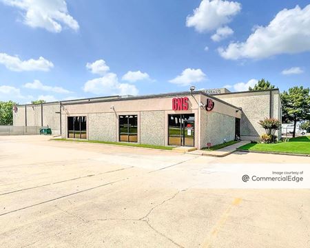 Industrial space for Rent at 1401 Crescent Drive in Carrollton