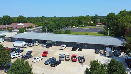 Industrial space for Rent at 1601 W Acorn Dr in Rogers