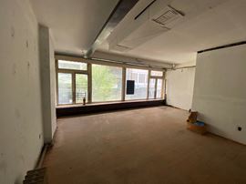 34 W 56th St