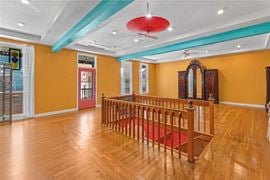 84 Spring St