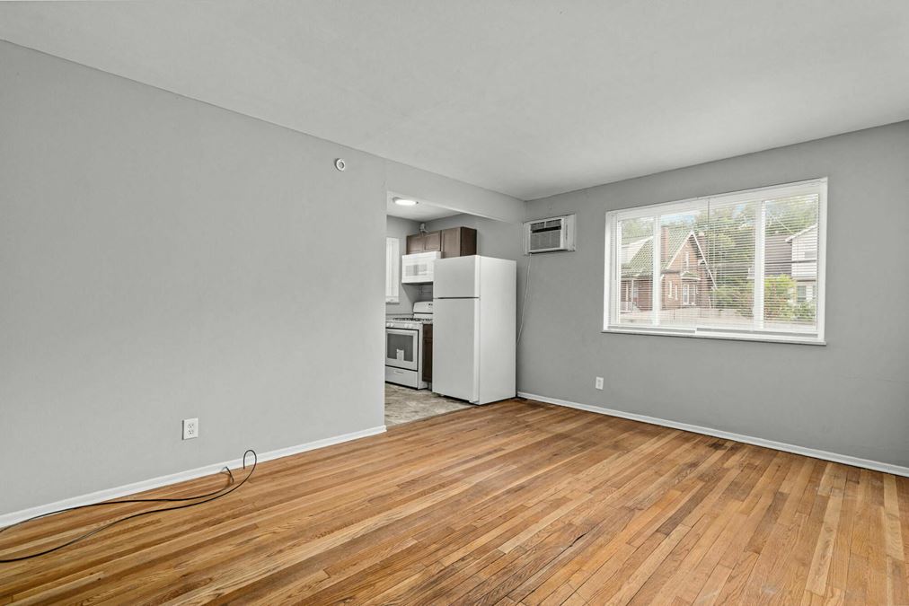 1108 Bates Ave