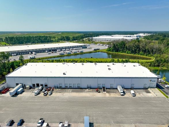 Atlas Commerce Center - 8351 Palmetto Commerce Parkway