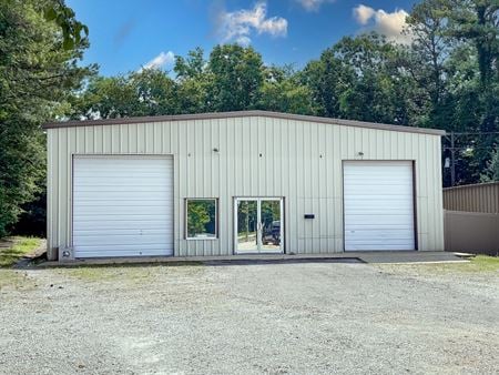 Industrial space for Rent at 3624 Indian Hills Rd SE in Decatur