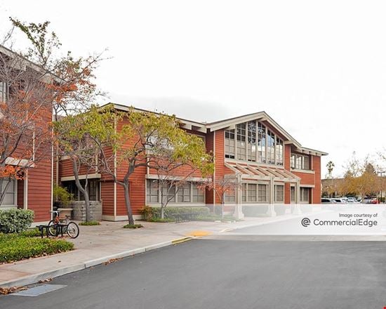 Castro Commons Professional Center