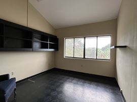SALE/ LEASE: 1,260 SF & 1,284 SF :: W. Kennedy Blvd.