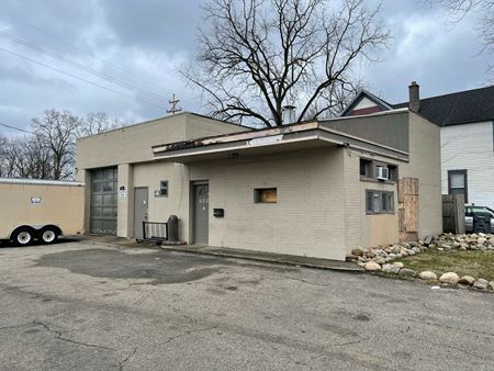 Retail space for Sale at 711 W North Street in Kalamazoo