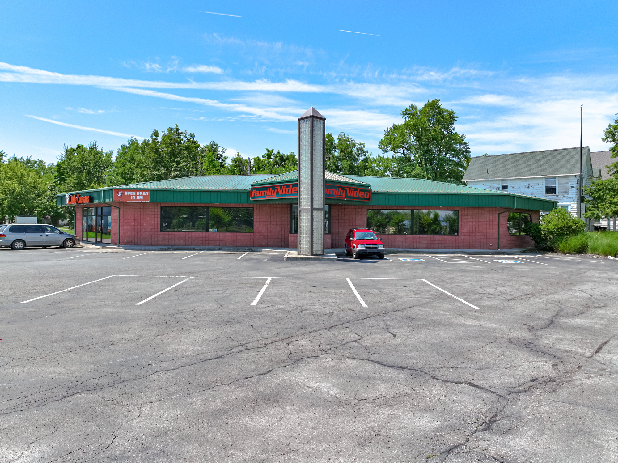 924 E Elm St, Lima, OH 45805