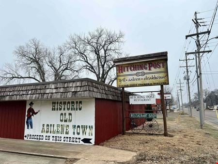 Retail space for Sale at 100 SE 5th St in Abilene